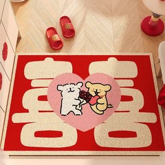 結婚祝いに家に入るドアの汚れ防止マットを敷いて、家庭用の足マットをこすります。