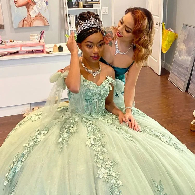 AliExpress nuevo vestido de noche de un hombro verde menta temperamento vestido de princesa banquete de cumpleaños anfitrión traje de escenario