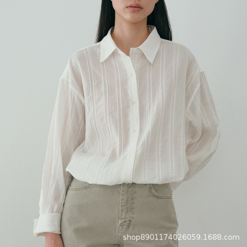 Now Moia Song Hye-Kyo's Vertical Textured Lapel Versatile Cotton Striped Loose Shirt with Vertical Stripe Design Is Fashionable and Versatile Now Moia Song Hye-Kyo's Vertical Textured Lapel Versatile Cotton Striped Loose Shirt with Vertical Stripe Design Is Fashionable and Versatile