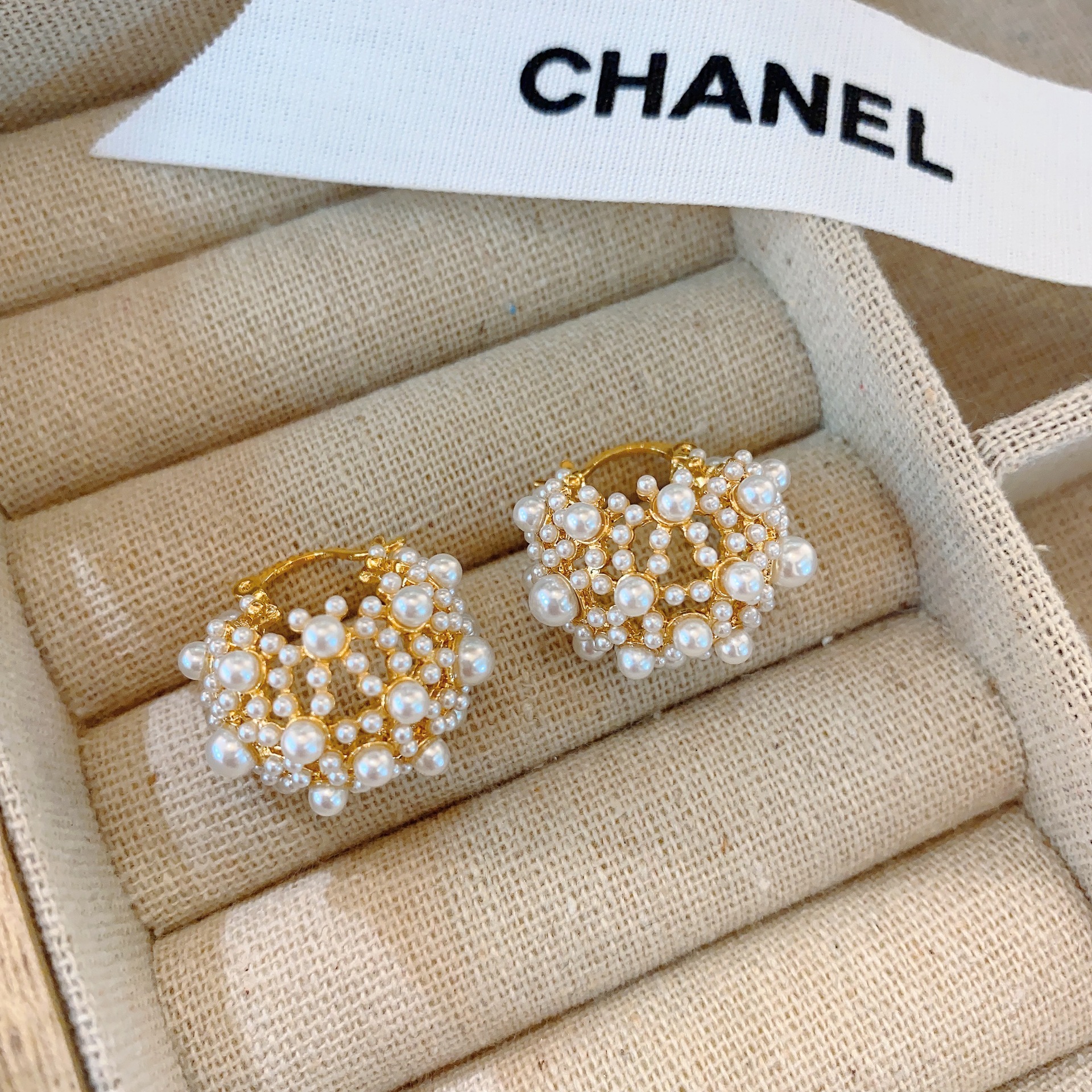 Geometric Pattern Women's Gender 1 Pair Retro Geometric Plating Inlay Copper Artificial Pearls Earrings