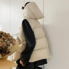 高端90白鸭绒连帽羽绒马甲女2025秋冬时尚大口袋泡芙感跨境背心潮