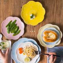 批发西式浮雕蕾丝花朵花边陶瓷盘子牛排盘蛋糕盘西餐盘中式菜盘早