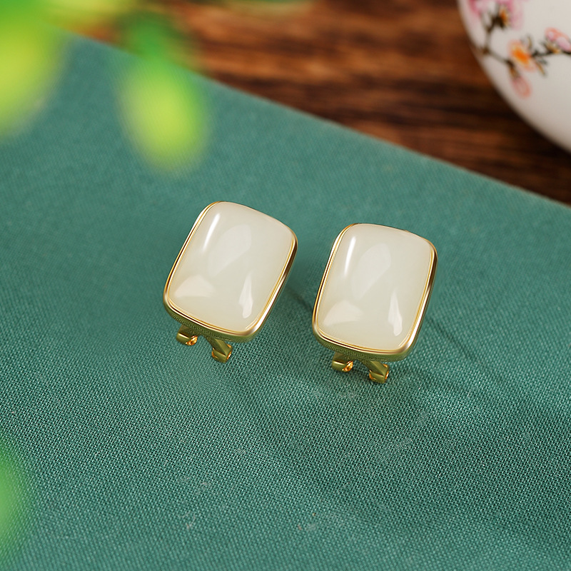Khuyên tai nữ bạc S925 mạ vàng đính ngọc Hetian hình vuông phong cách đơn giản sang trọng — Kiểu màu bạc