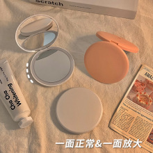 化妆镜便携随身小镜子带灯led补妆镜口袋迷你手持发光折叠圆镜E18