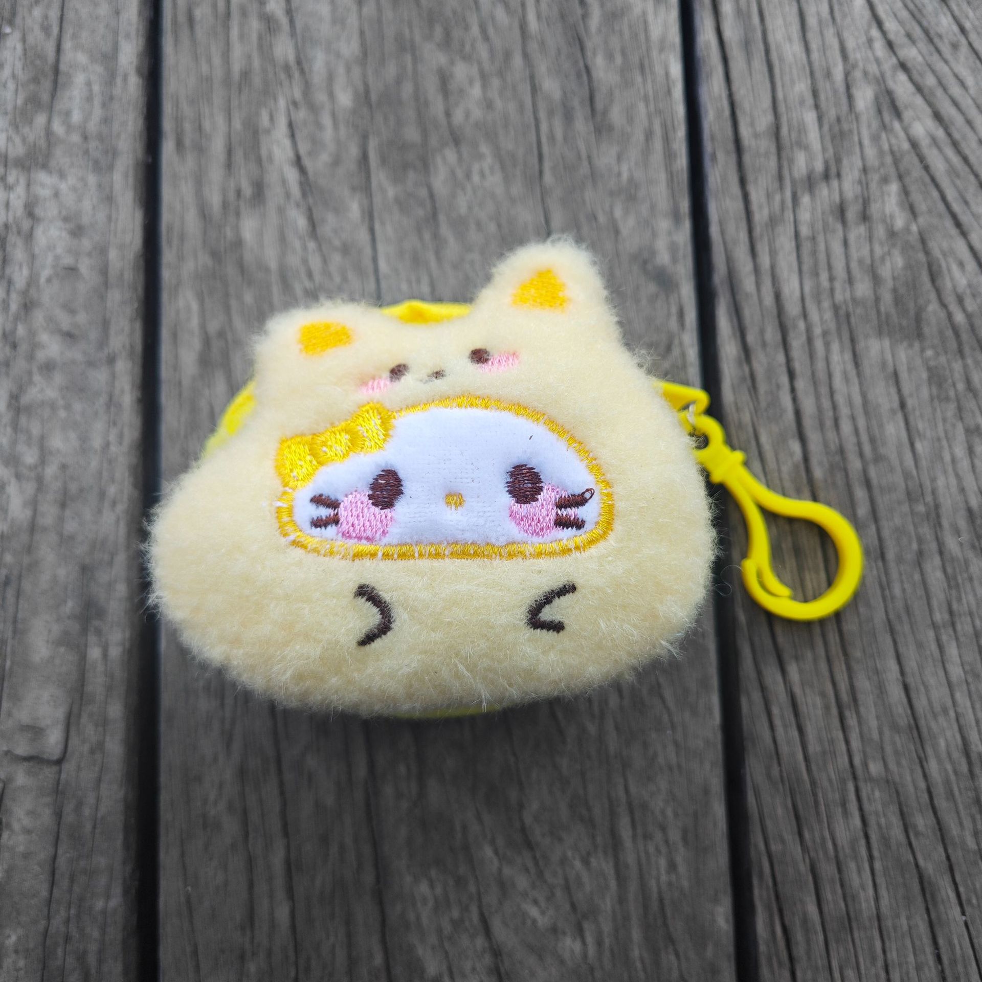 【黄猫+浅黄包】