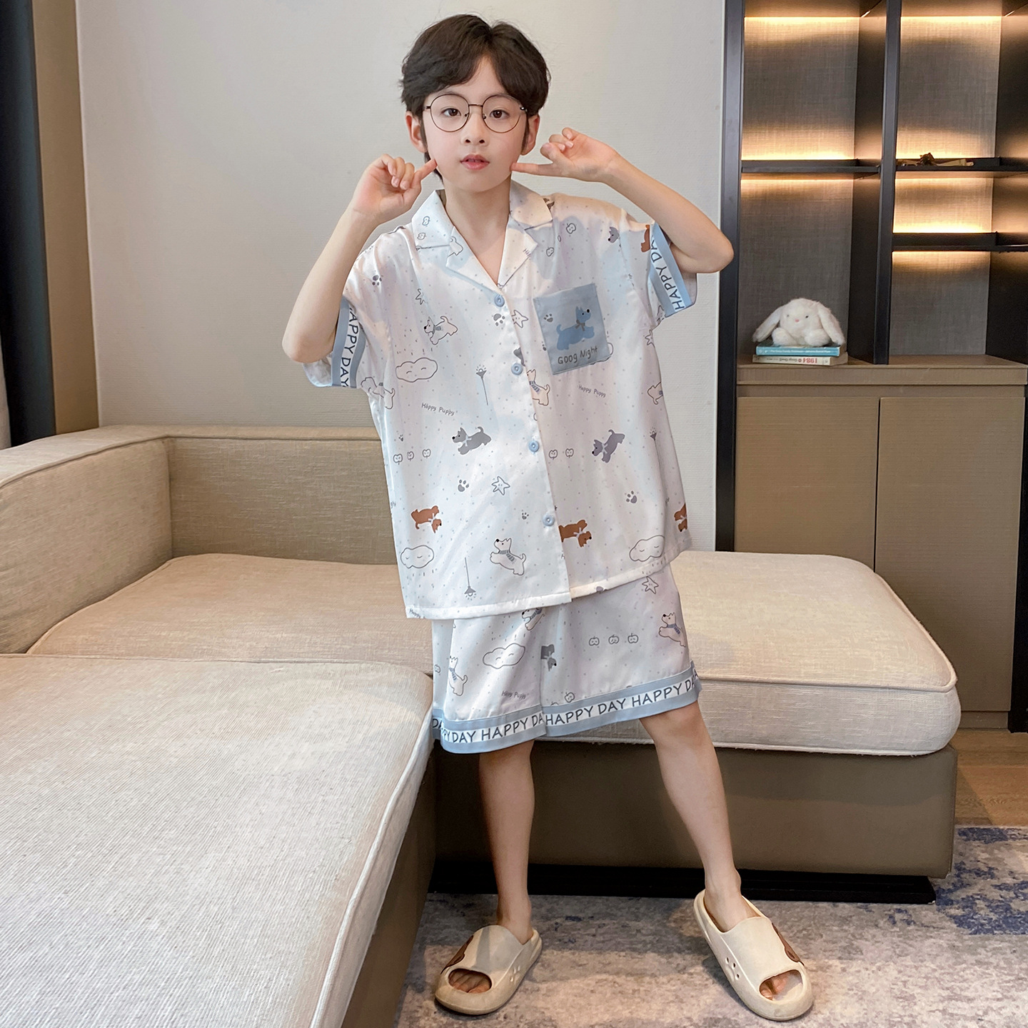 Pijamas infantiles verano 2026 nuevo niño hielo delgado de manga corta juveniles niños grandes set de ropa para el hogar