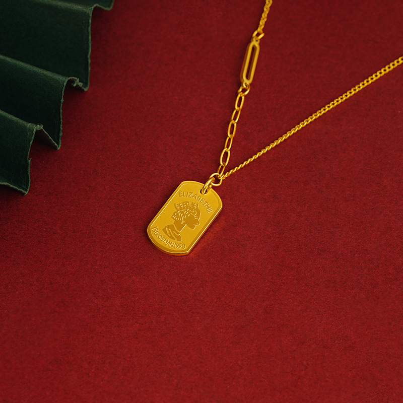 Joyería de aleación de cobre de La Reina collar de llegada colgante de regalo de recuerdo de las mujeres fábrica al por mayor collar caliente del todo fósforo