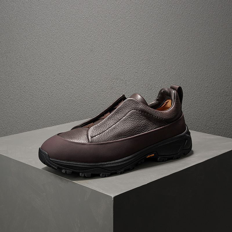 Factory direct sales of a generation of a pedal deerskin outdoor hiking casual men's shoes Factory direct sales of a generation of a pedal deerskin outdoor hiking casual men's shoes