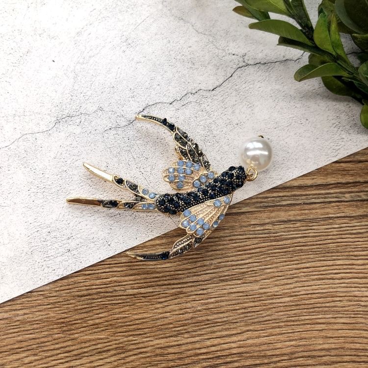 삼키다 구슬 브로치 블루 시리즈