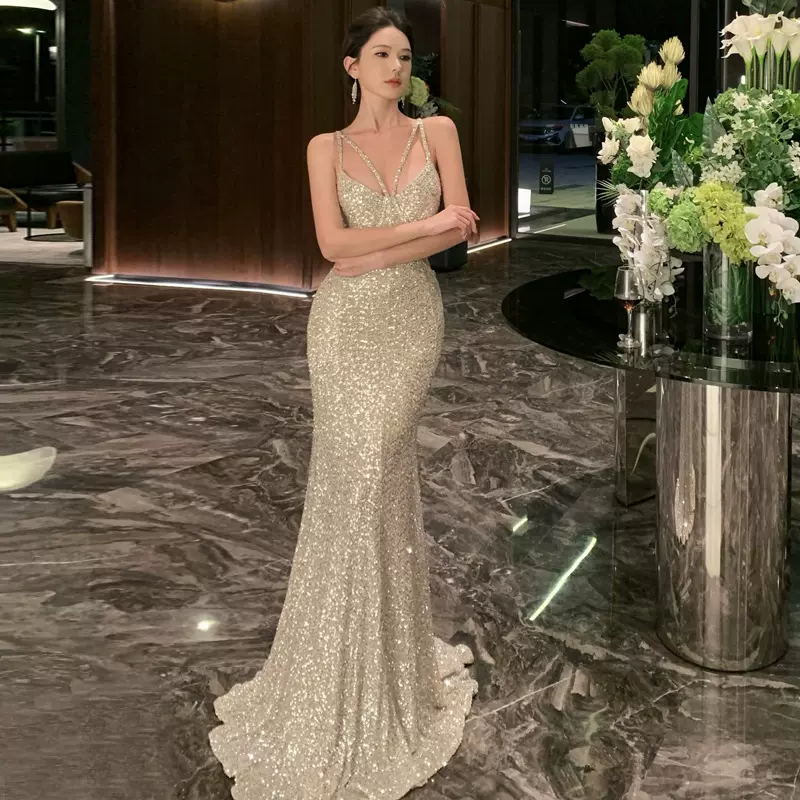 法式高级感宴会晚礼服修身包臀鱼尾连衣裙设计感露腰party小礼服