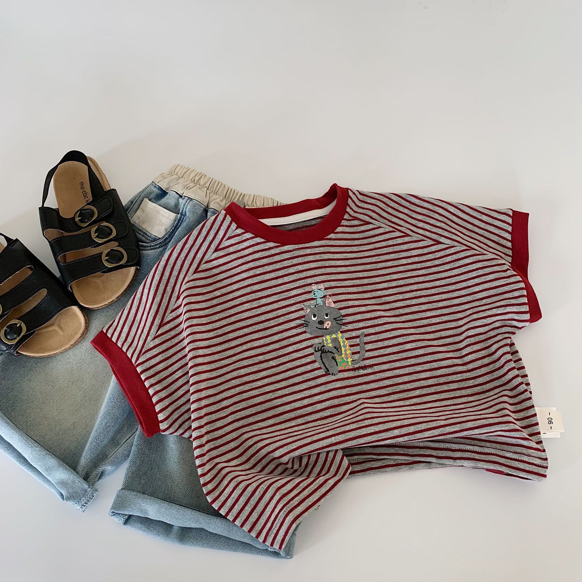 Mai Bao camiseta infantil 2025 verano nuevo estilo coreano de dibujos animados para niños y niñas camisas de manga corta ropa de verano bebé clase A