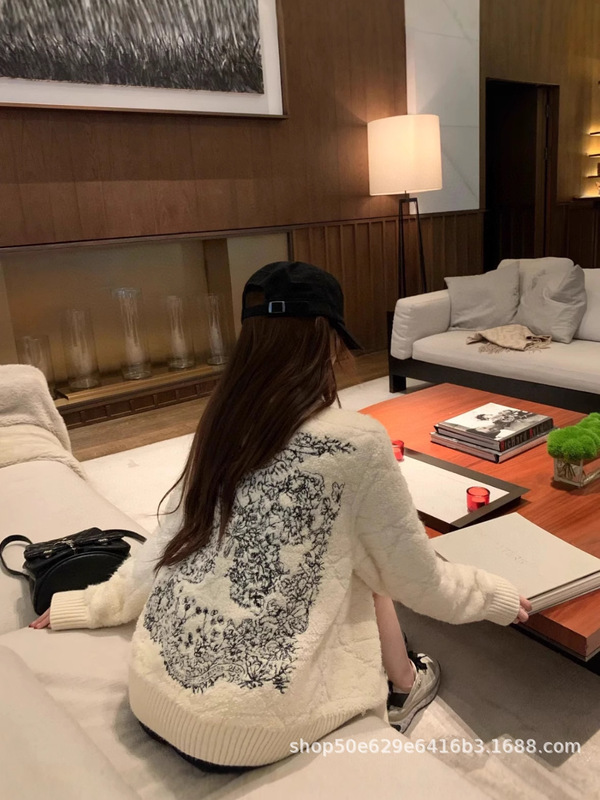 秋冬蝴蝶刺绣提花拉毛衣外套女新款香风立领时尚百搭针织衫上衣|undefined