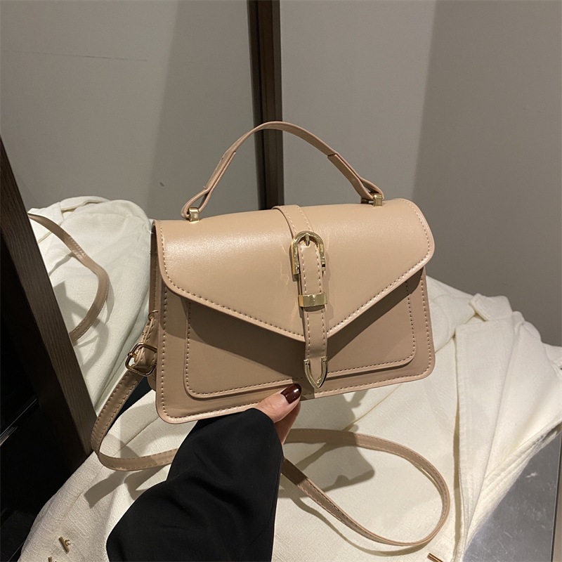 Temperamento bolso de mujer 2024 invierno nuevo estilo de moda bolso de mano personalidad coreana bolso de hombro