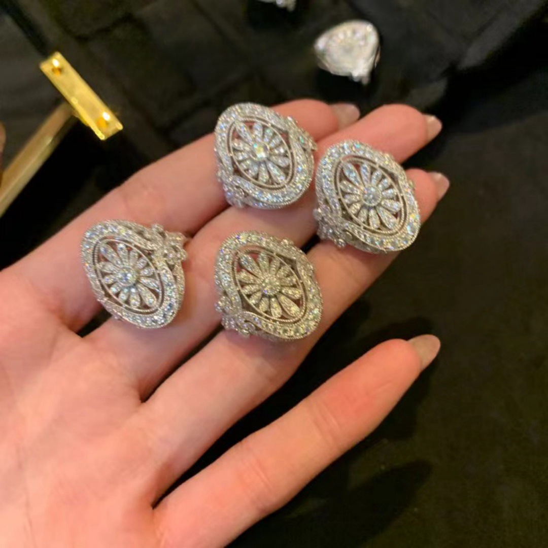 2024新款小眾設計雛菊戒指時尚個性意式重工S925銀輕奢指環滿鋯女