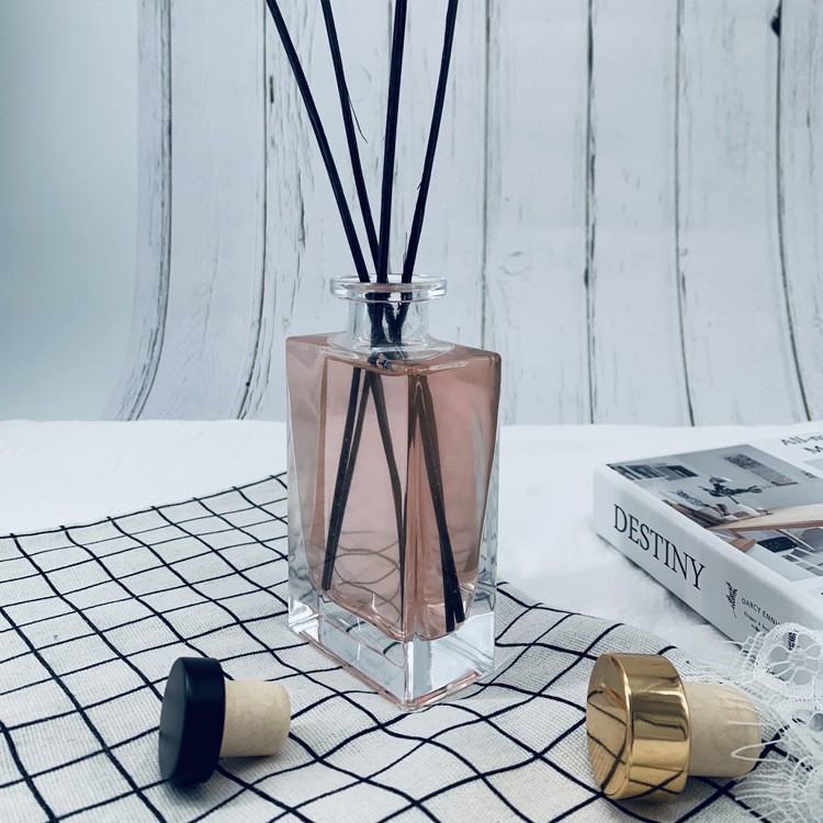 长期销售方形香薰瓶配软木塞，抛光香水瓶，香薰瓶，玻璃瓶150ml