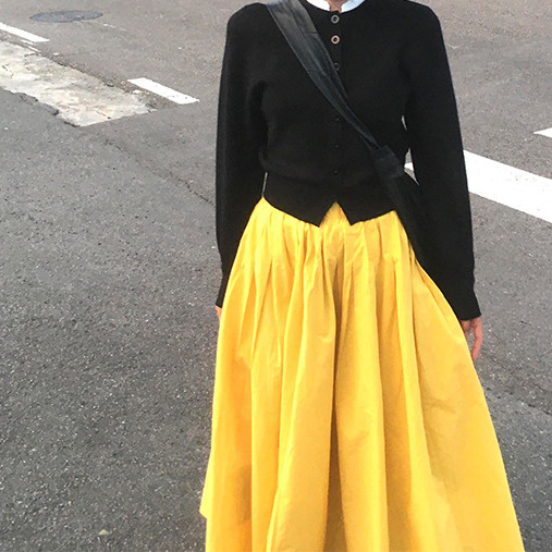 感假两件黑色针织开衫卫衣女高腰黄色半身裙两件套其它|undefined