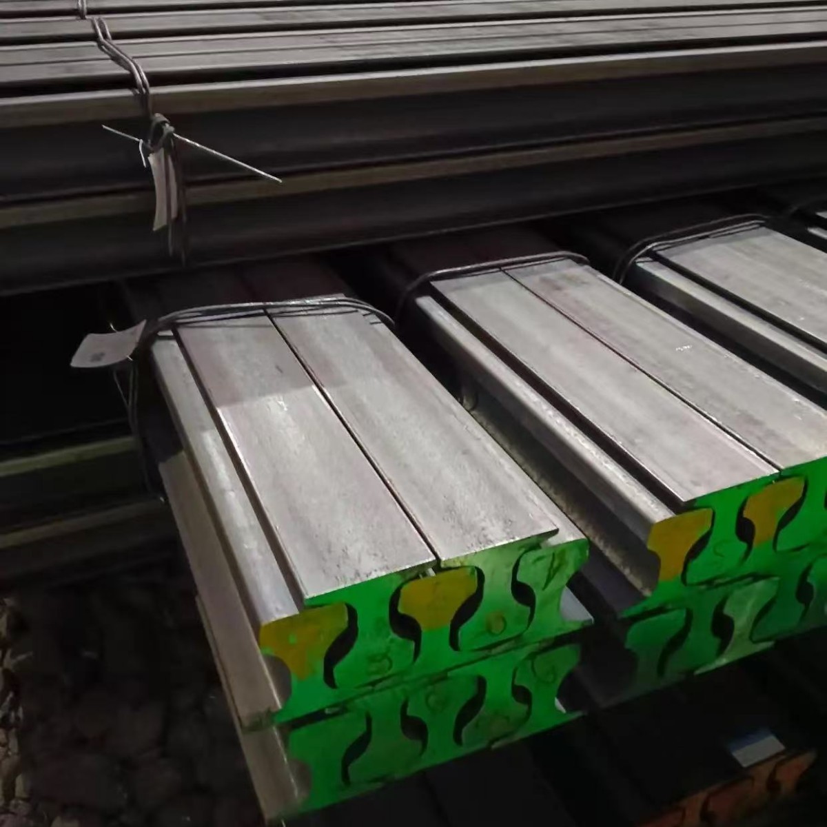 常州50Mn钢轨 15kg/22kg/30kg轻轨 矿山井下巷道专用 韧性好耐磨