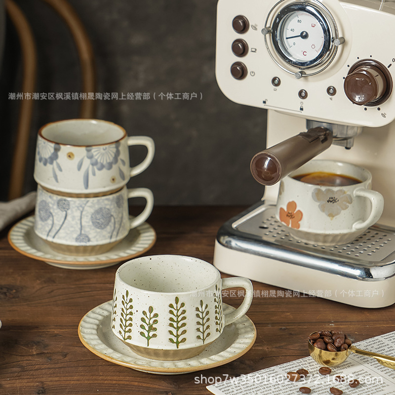 Tazas de café de cerámica retro japonesa y platos de cerámica, tazas de café de color especial para café de hotel