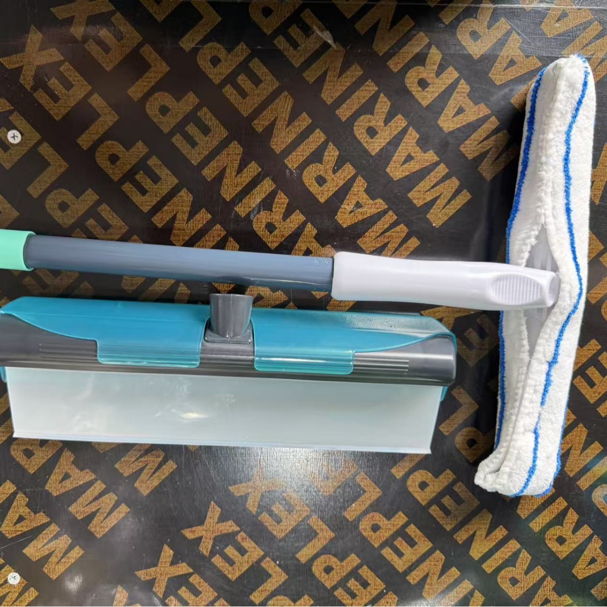 12inch Water Storage Function, No Water Stains, Vehicle Cleaning, Glass Wiping, Silicone Wiper, Car-Mounted Silicone Wiper