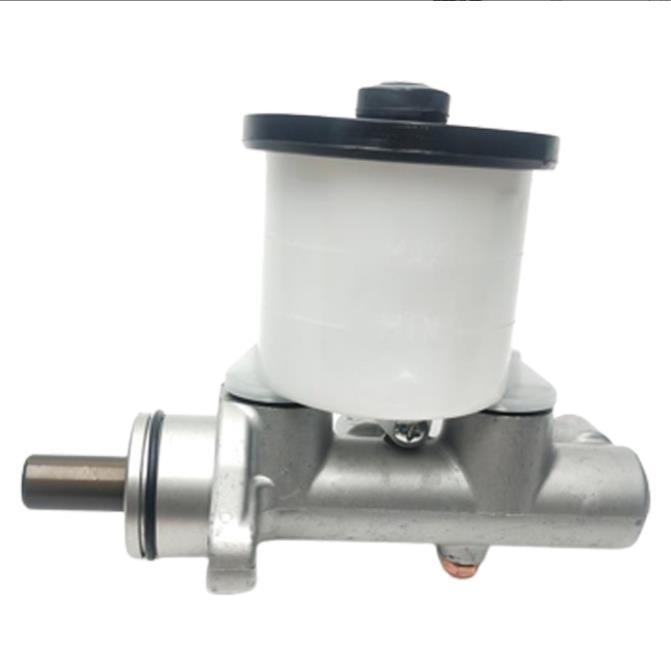 51100-70A00 automobile brake master cylinder brake master cylinder is suitable for Suzuki SJ410/SJ413