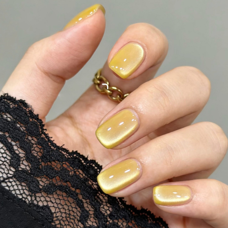 Creamy yellow cat-eye press-on nails, clear light yellow short square-shaped manicure, gentle finished detachable fake nails wholesale Creamy yellow cat-eye press-on nails, clear light yellow short square-shaped manicure, gentle finished detachable fake nails wholesale