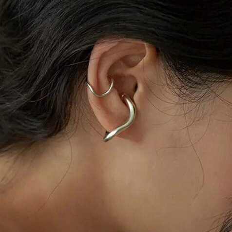 Corea del Sur clip de oreja de temperamento nicho del todo partido sin pendientes perforados joyería del oído Francés retro retorcido clip de hueso de oreja de metal femenino