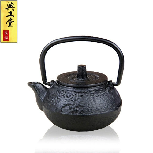 « Mini iron pot imitation Japanese cast iron teapot small gold pot raw iron kung fu tea set for many options» должен быть переведен на русский