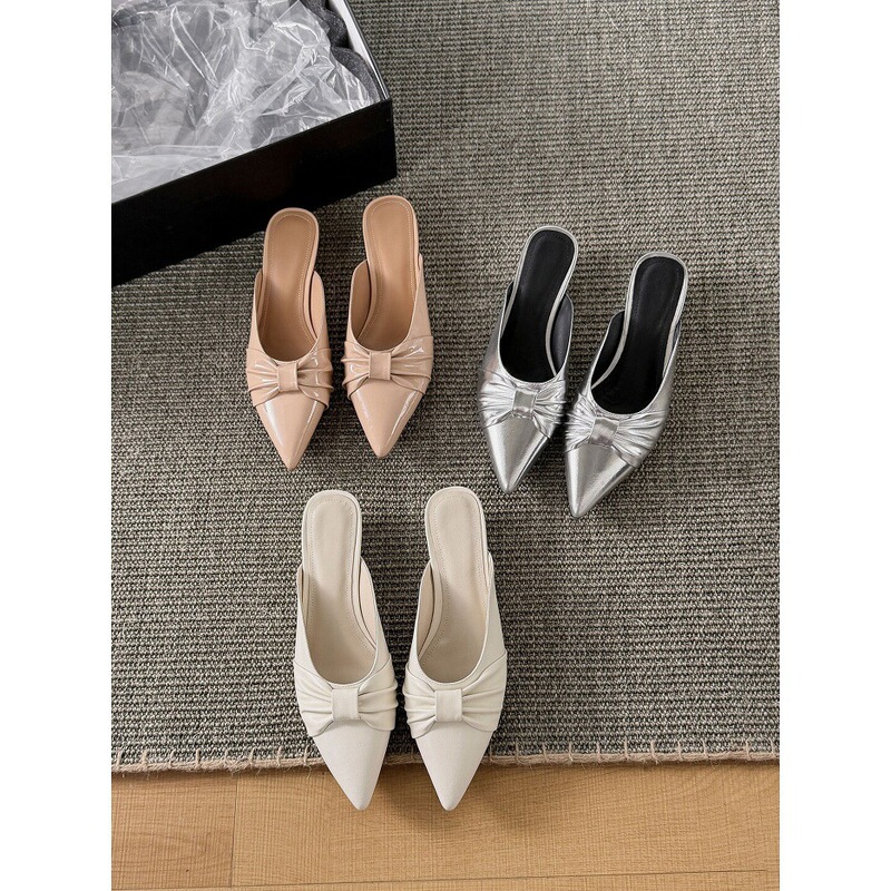 Super Comfortable~ Aesthetic Online~ Pointed-Toe Bow Mule Slippers for Women, Summer Outdoor Wear, Low Chunky Heel, Closed-Toe Half Slippers Super Comfortable~ Aesthetic Online~ Pointed-Toe Bow Mule Slippers for Women, Summer Outdoor Wear, Low Chunky Heel, Closed-Toe Half Slippers
