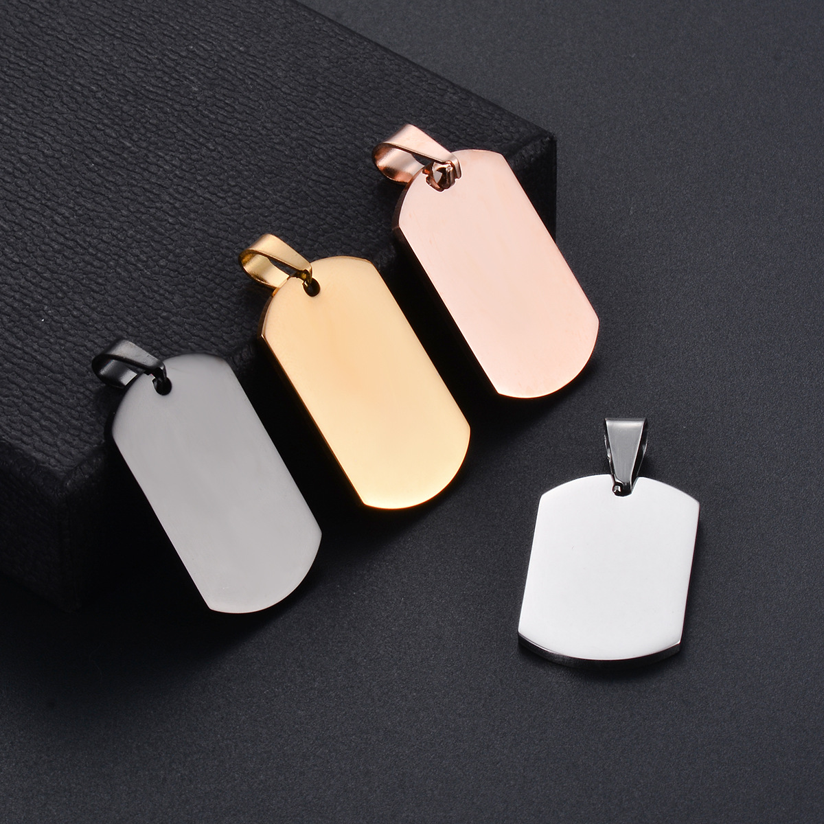 Customization Laser Engraving, Solid Color Pattern Simple Style, Classic Style Style 5 PCS/Package 304 Stainless Steel Customization Laser Engraving Solid Color Pendant DIY Jewelry Accessories