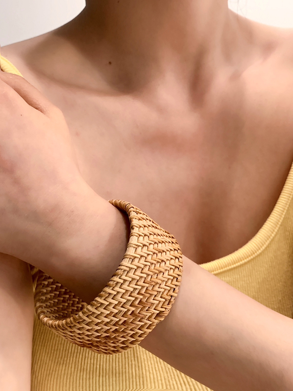 10g Weight Bangle Classification Rattan Chain Material 1 Piece Quantity Holiday, Daily Occasion Rattan Material Ethnic, Solid Color Pattern All Seasons Season Women's Gender Knitting Design Retro, Ethnic Style, Simple Style Style Retro Ethnic Style Simple Style Ethnic Solid Color Rattan Bangles Wholesale 5