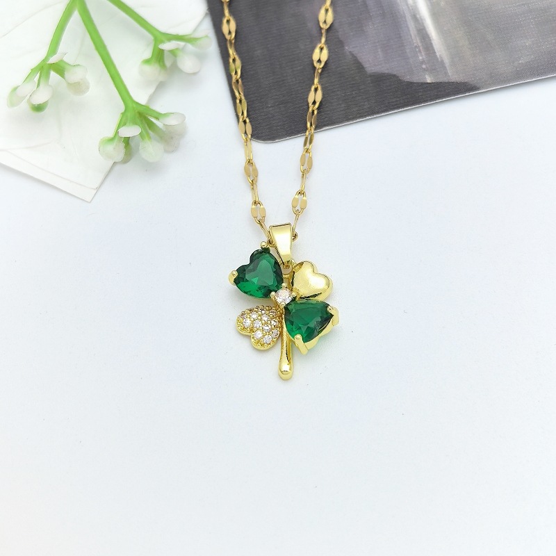 15*XL1384-Emerald Four Flowers-Gold