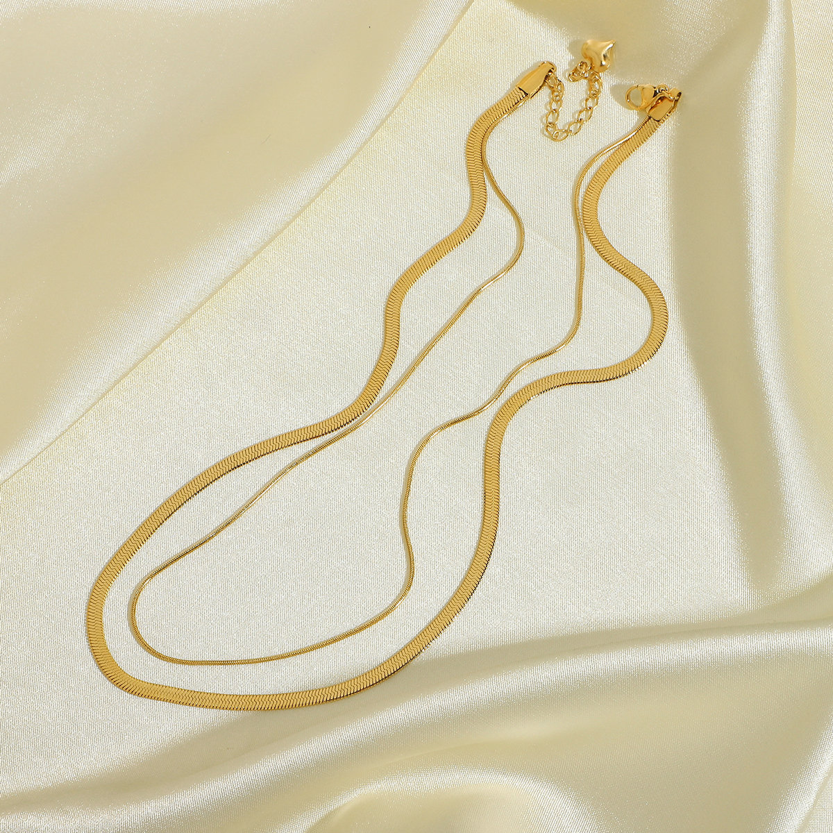 Simple Double Snake Chain Gold-plated Stainless Steel Necklace display picture 6