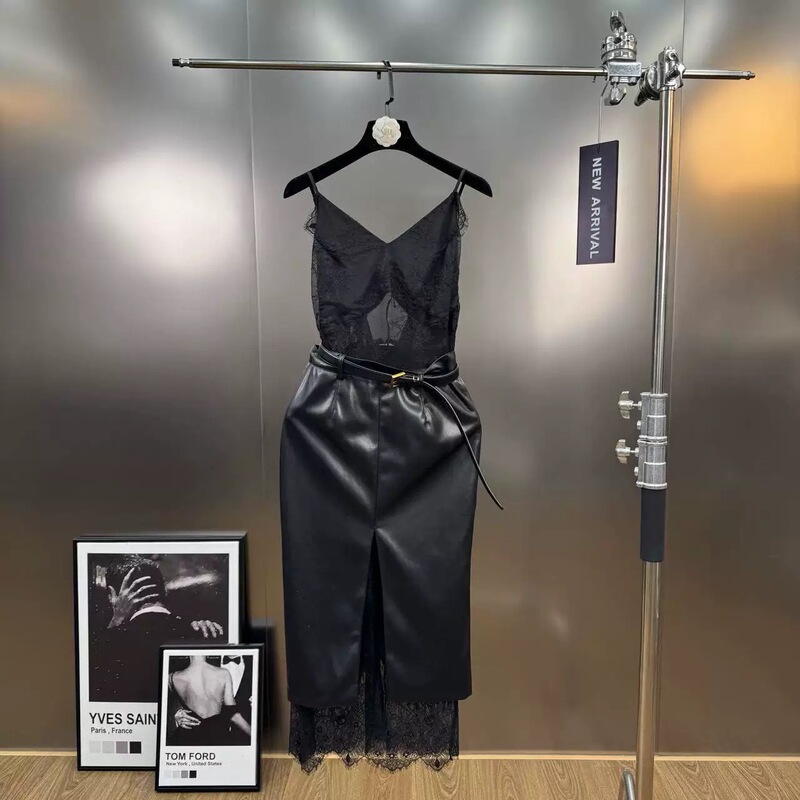 2025 New Autumn and Winter Black Lace Splicing Pu Leather V Neck Suspender Dress Sexy Versatile Belt