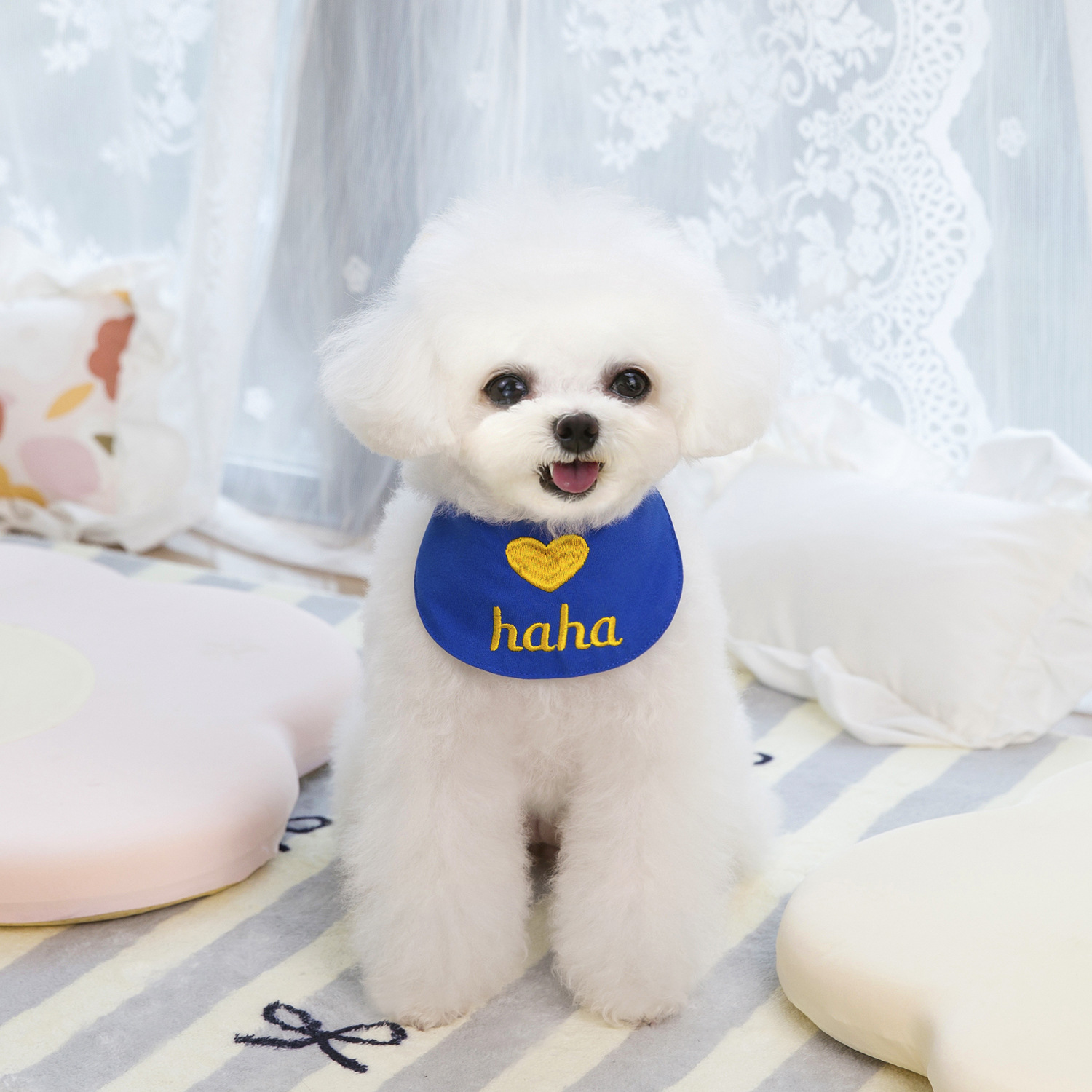 Ins Corea lindo perro cat amor babero mascota saliva toalla bichón peluche pami babero gato pets