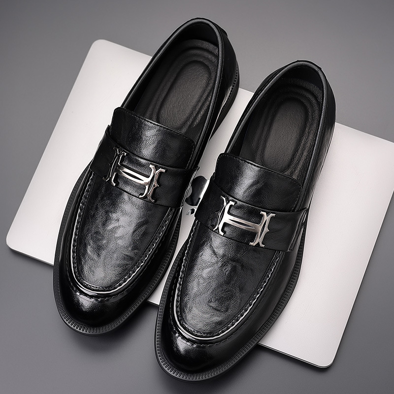 Zapatos casuales de cuero para hombre, nuevos de primavera, de cuero vacuno genuino, formales para negocios, sin cordones, antideslizantes, zapatos planos para hombre. image 3