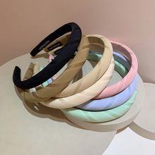 ������Ů��ʽ�͹�Ī�m��ɫ��ˇ�l��2024���¿���B�ϴĘ���l�^��