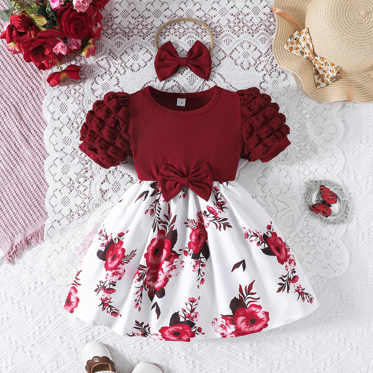 Burgundy flowers 52930a