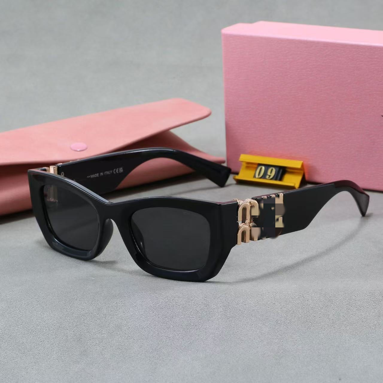 09W High-End Square Sunglasses for Women, Cat-Eye Style, French R