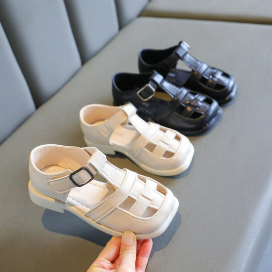 Spring and Summer 2023 New Children's Shoes Korean Style Children's Semi-Sandals Soft-soled Girls' Toe-wrap Shoes Little Girl's Leather Sandals