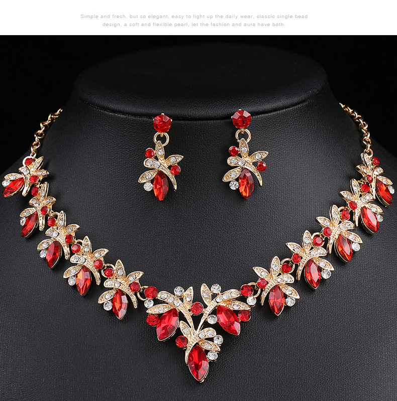 Set di orecchini e collana in lega di cristallo di vetro intarsiato con libellula, abito da sposa e accessori_voghion.com