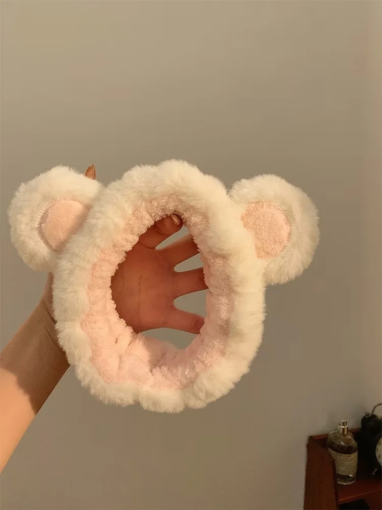 b&bo=7gLoAwAAAAABFzc!&