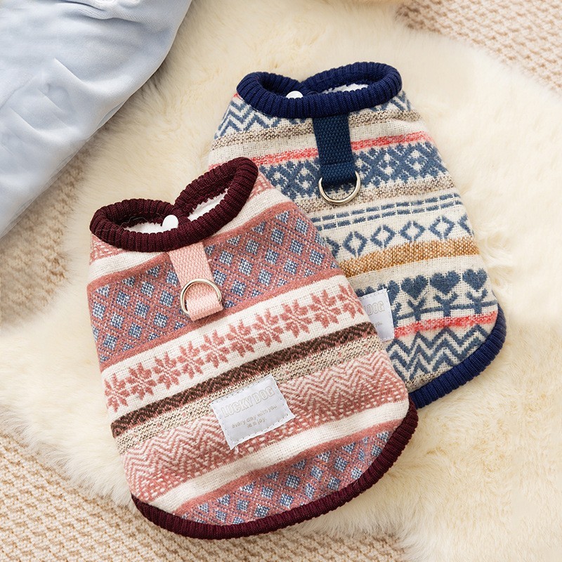Autumn and Winter New Style Fair Isle Snowflake Vest Fashionable Warm Christmas Cotton Coat Puppy Pet Knitted Sweater Dog Clothes