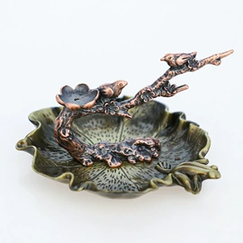 仿古钱币;香炉;香托/香盘