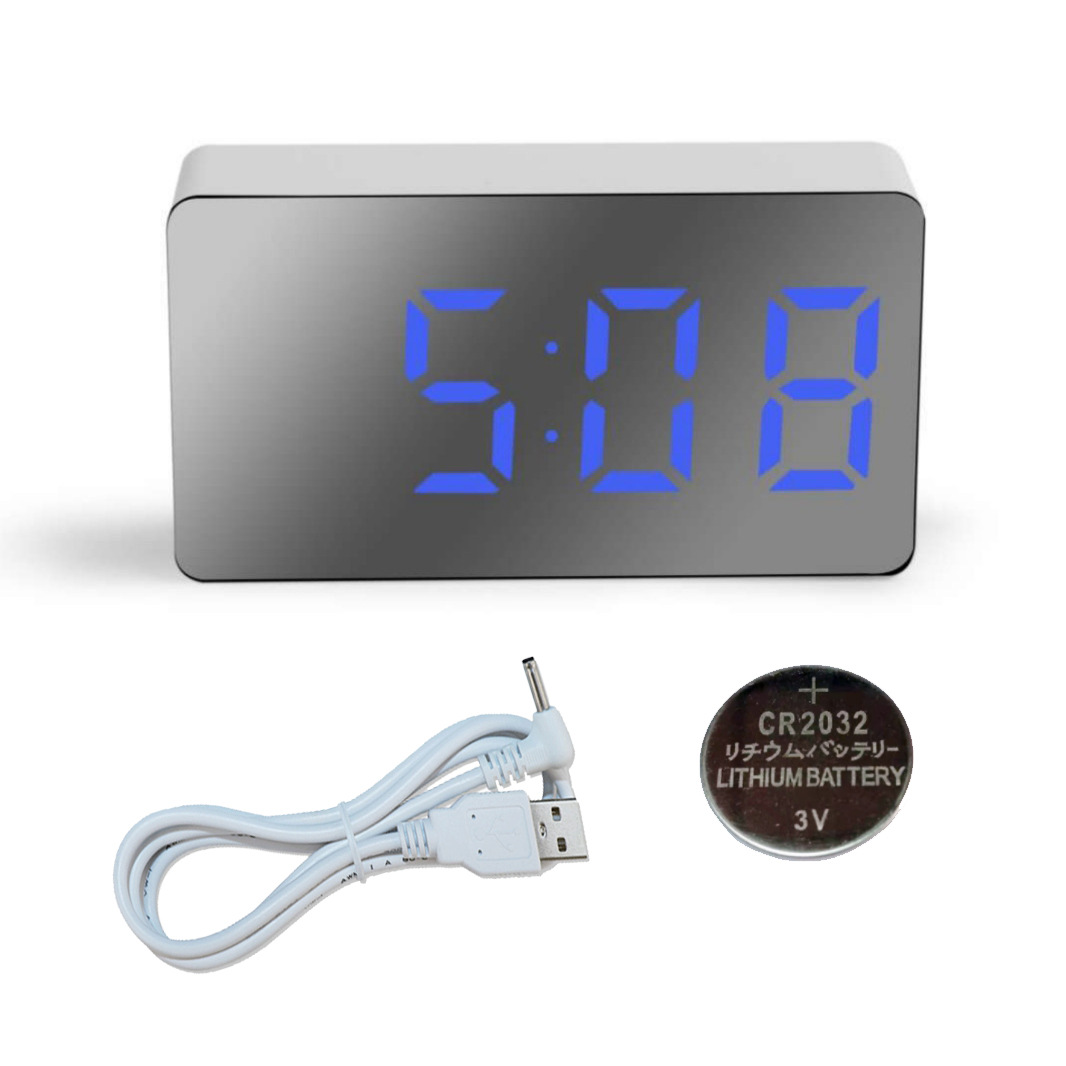 흰색 케이스, 파란색 조명, 검은색 거울면 디자인에 메모리 배터리 장착