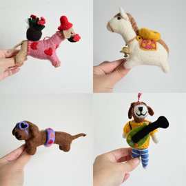 尼泊尔手工羊毛毡包包挂件可爱小动物玩偶钥匙扣车毛毡挂饰礼物
