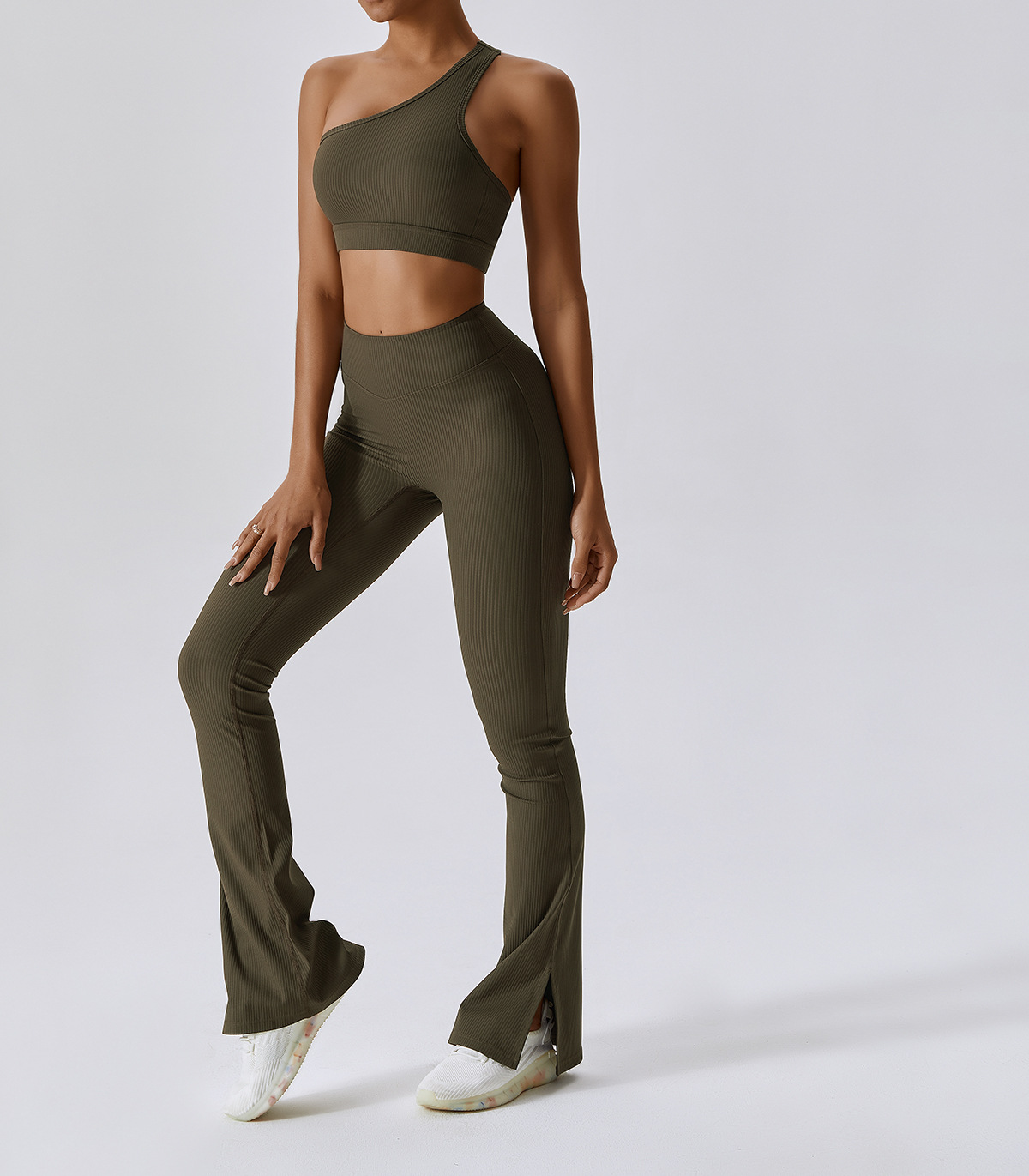 6 Model Display-BWX8056-2-Olive Green-1 (7).jpg