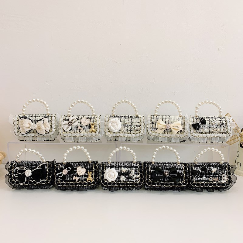 2025 nuevo estilo coreano de viento de fragancia mini niñas princesa de perlas portátil hombro único accesorios bolsos para niñas