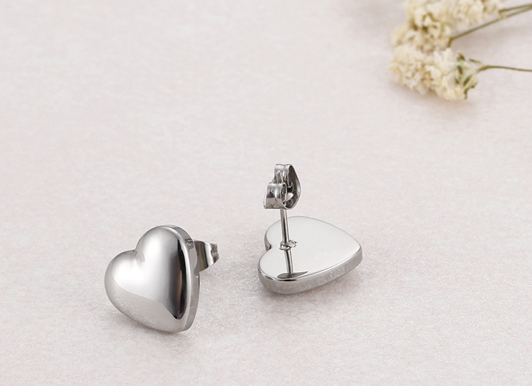 Heart-shaped Necklace Couple Earrings Fashion Titanium Steel Clavicle Necklace Earring Set