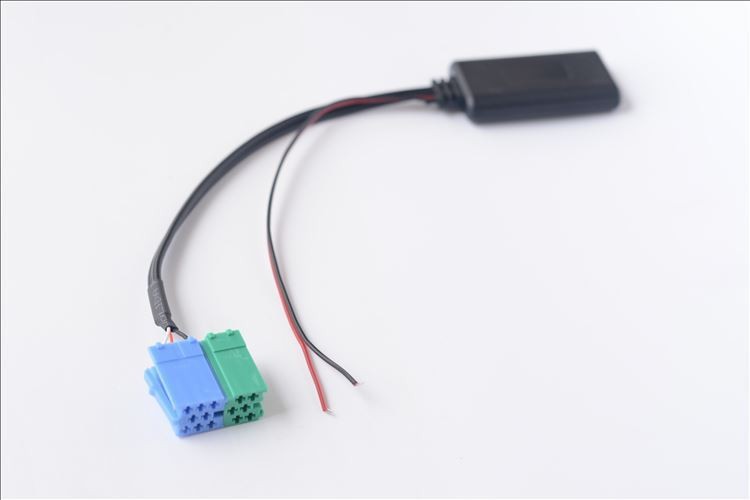 Kit cavo AUX IN Fiat Bravo dal 2007 comprensivo delle chi av