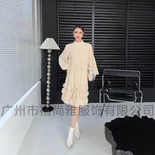 厂家直供2024冬季新款褶皱重工刺绣设计感蛋糕裙气质连衣裙